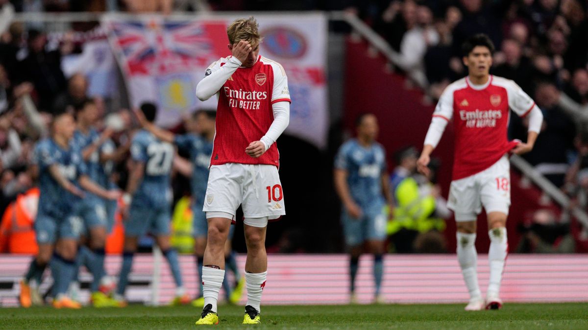 Arsenal’s title chance suffers setback after home defeat by Villa